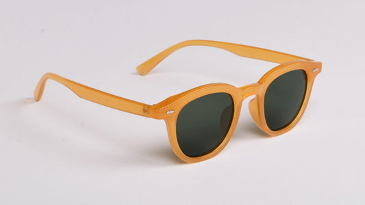 žute okrugle plastične sunčane naočale