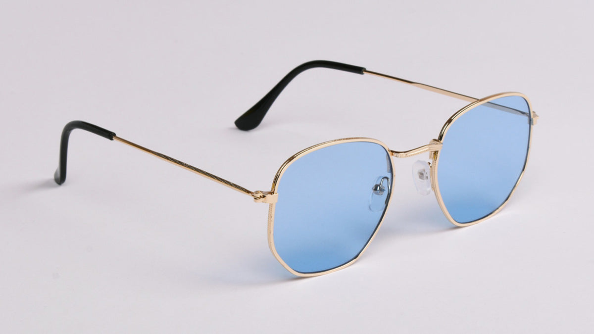 metalne sunčane naočale nepravilnog oblika s plavom lećom