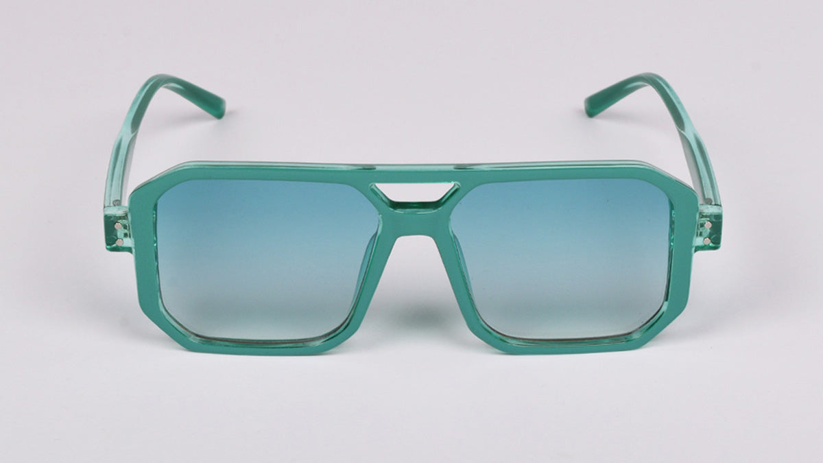 zelene sunčane naočale kvadratnog okvira