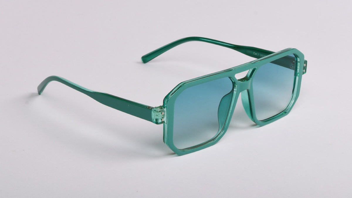 zelene sunčane naočale kvadratnog okvira