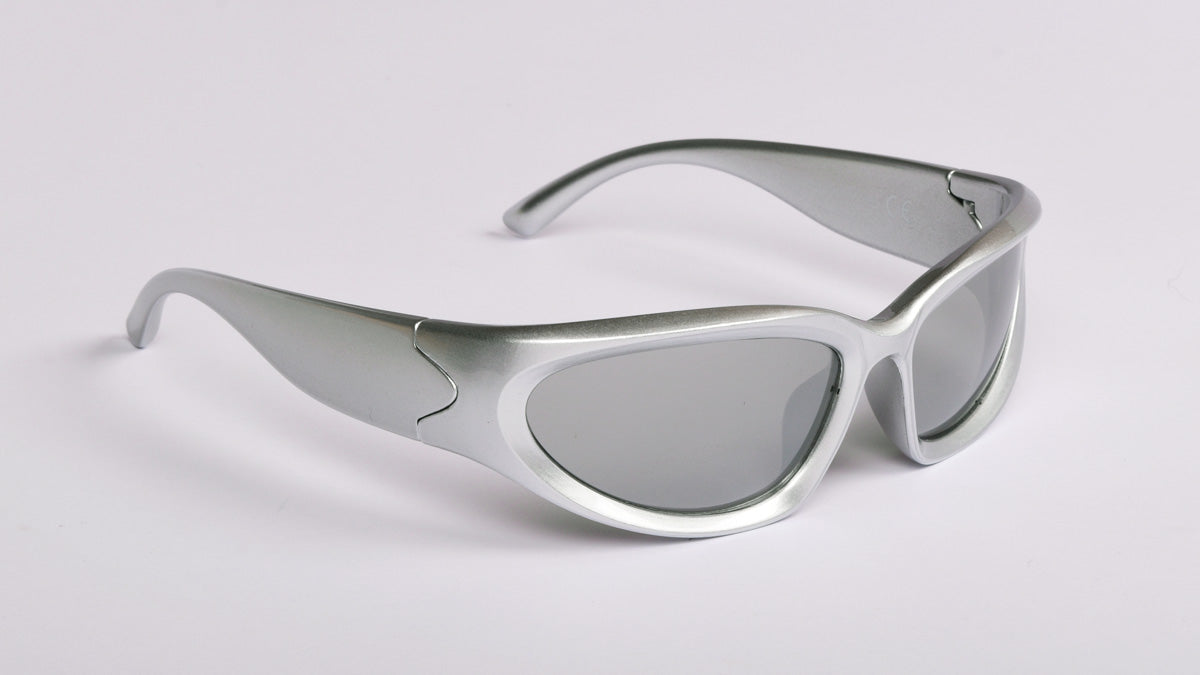 muške sportske sunčane naočale ovalnog oblika srebrne boje