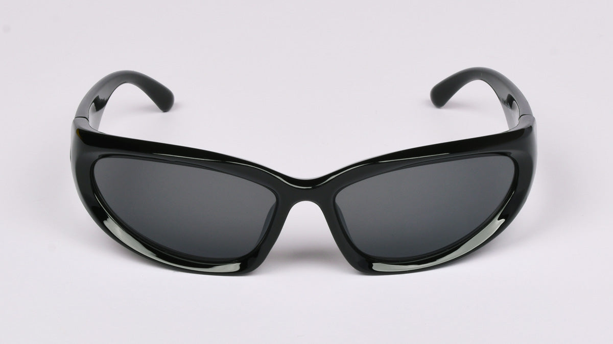 muške sportske sunčane naočale ovalnog oblika crne boje