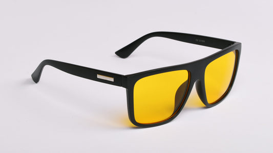 muške sunčane naočale kvadratnog oblika sa žutom lećom
