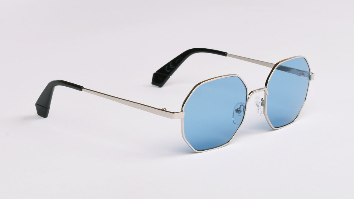 metalne okrugle višekutne sunčane naočale s plavom lećom